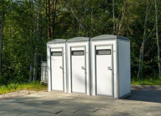 Location de sanitaires mobiles : garantir confort et hygiène pour vos événements et chantiers