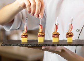 Pourquoi choisir une franchise traiteur professionnelle garantit le succès de votre projet ? Pourquoi choisir une franchise traiteur professionnelle garantit le succès de votre projet ?