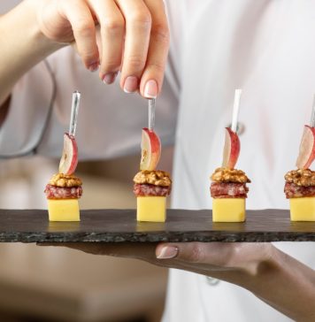 Pourquoi choisir une franchise traiteur professionnelle garantit le succès de votre projet ? Pourquoi choisir une franchise traiteur professionnelle garantit le succès de votre projet ?