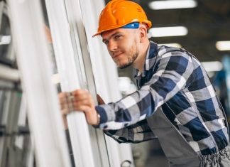 Comparaison des solutions de menuiserie pour répondre aux exigences RE2020