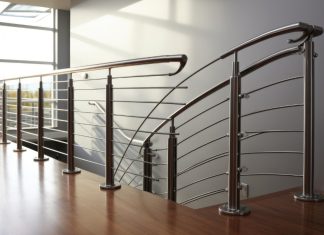 Pourquoi l'inox est-il le matériau tendance pour les garde-corps modernes ?